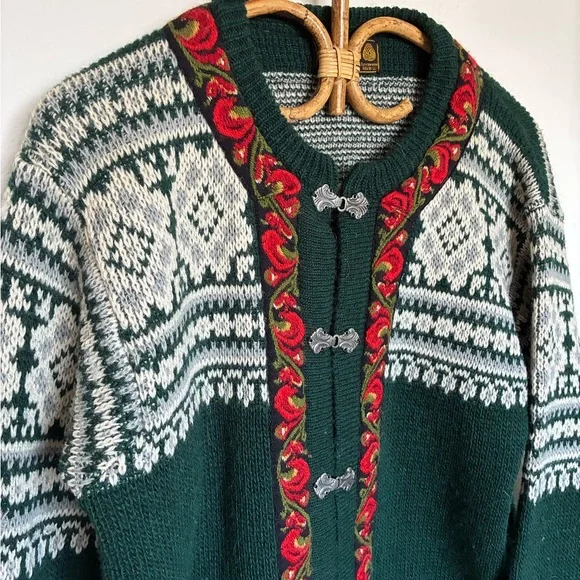 Vintage Nordstrikk Wool Knit Sweater with Pewter Clasps Womens size Large - Picture 2 of 7